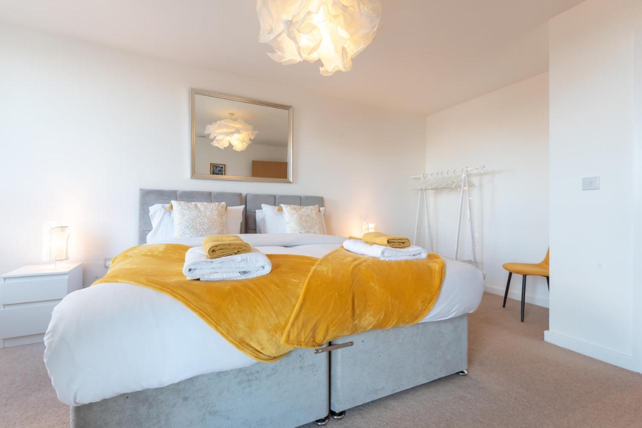 Amber Apartment Oasis - Your Gateway To Southampton'S Vibrant Heart, Port, Shopping Екстериор снимка