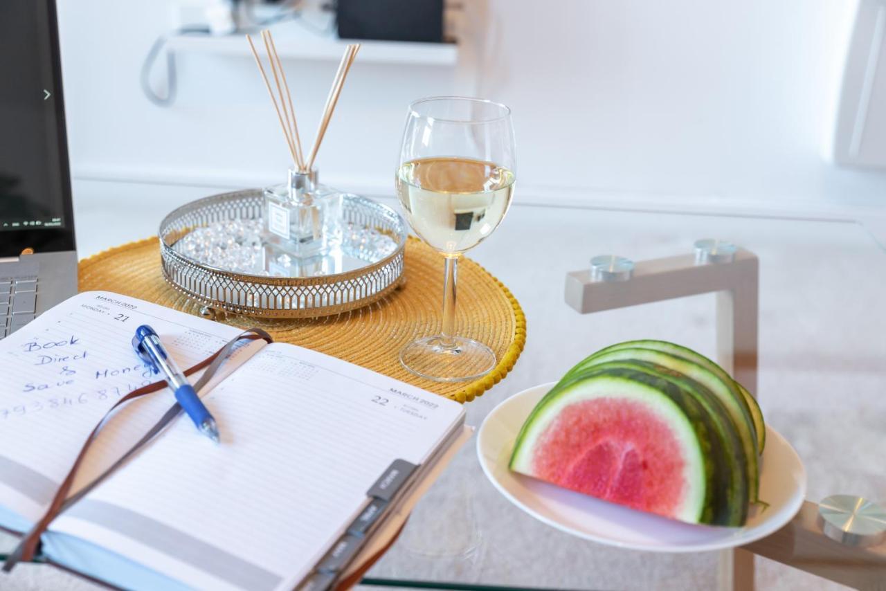 Amber Apartment Oasis - Your Gateway To Southampton'S Vibrant Heart, Port, Shopping Екстериор снимка